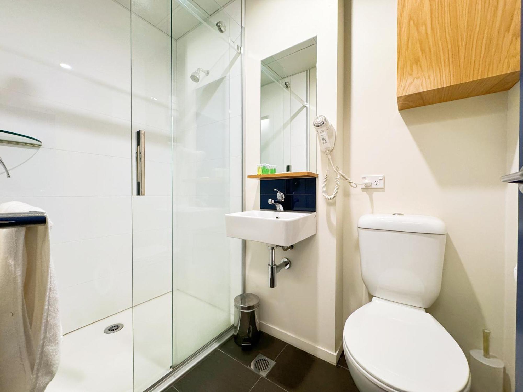 Park Hotel, Lambton Quay