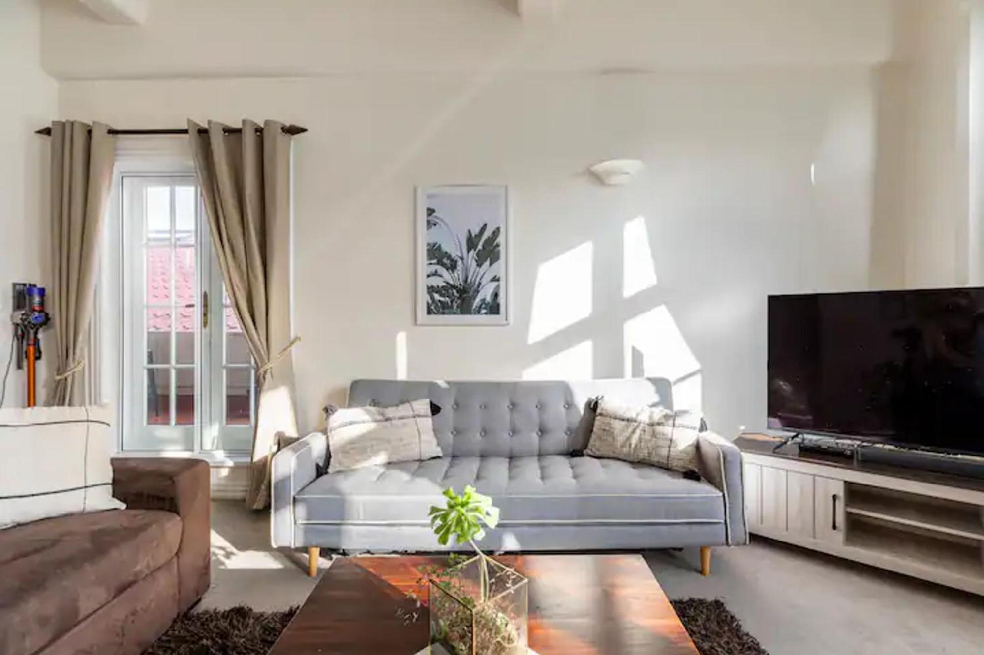 The Nest - Central And Sunny Wellington Loft Apartment