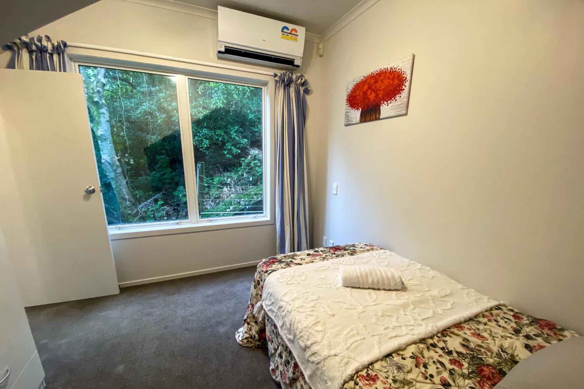 Bolton Executive Holiday home Wellington