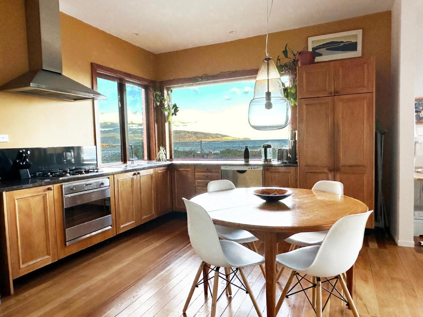Holiday home Stunning Views Ocean-front *