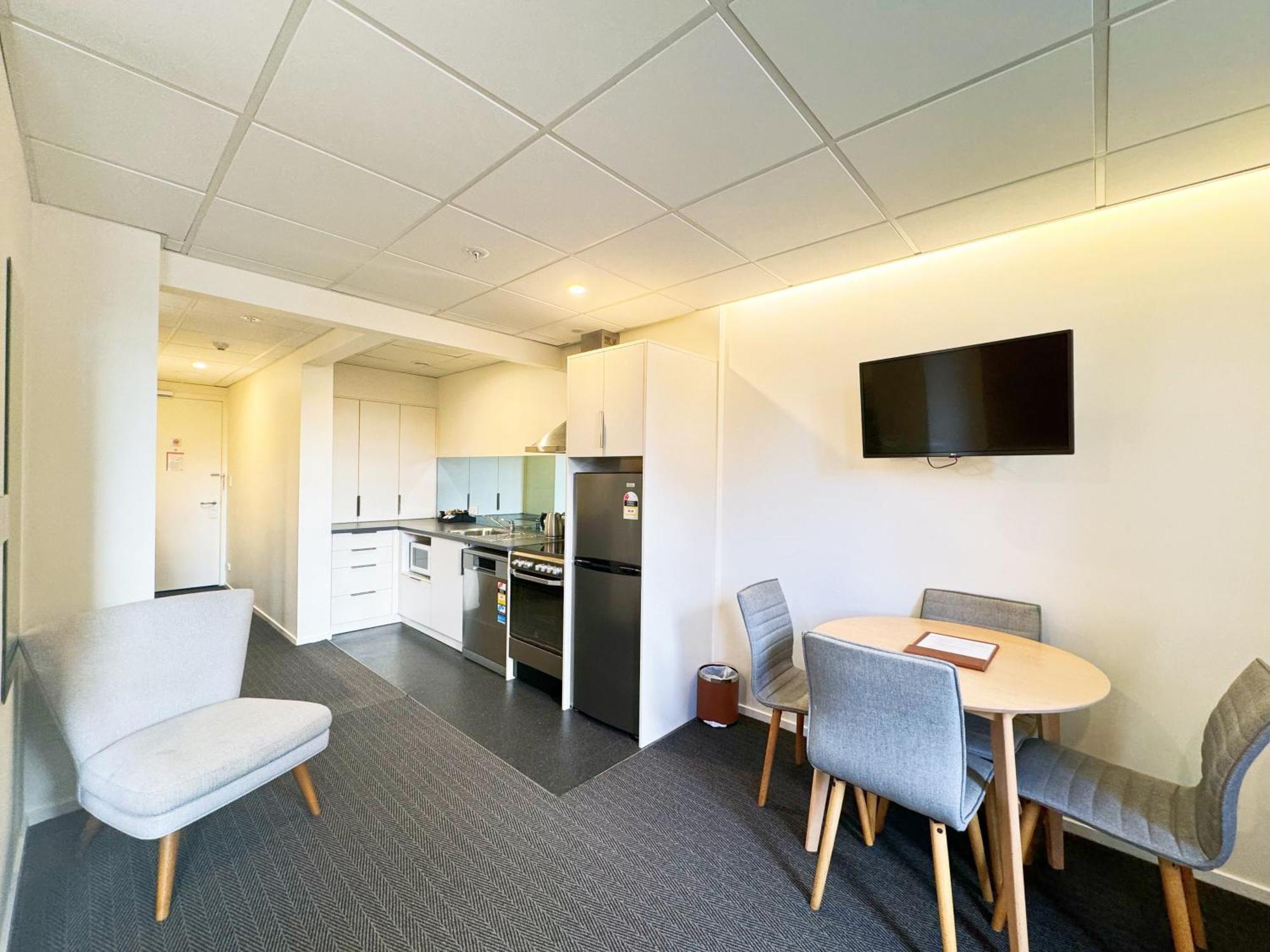 Park Hotel, Lambton Quay *