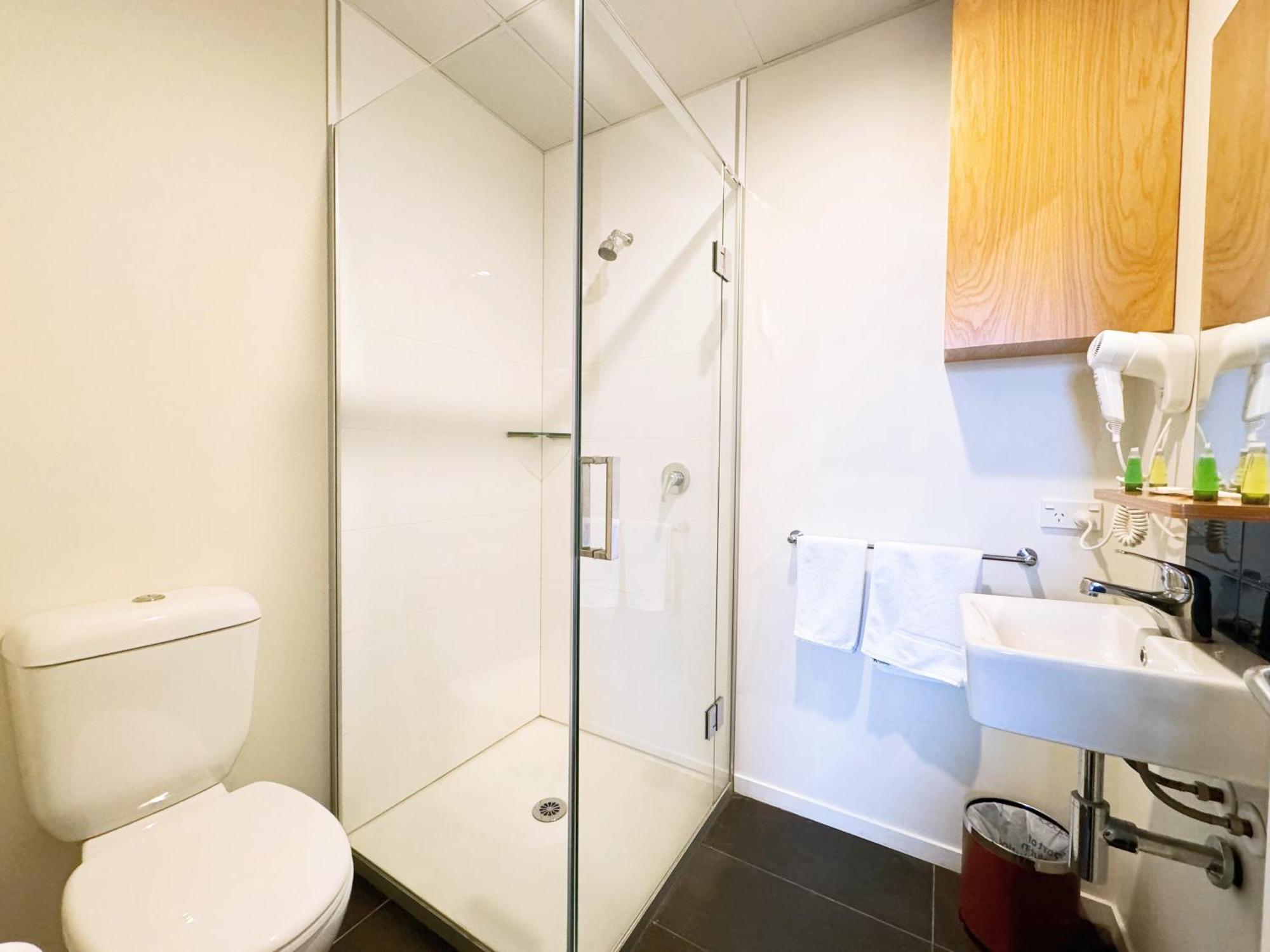 Park Hotel, Lambton Quay * Wellington