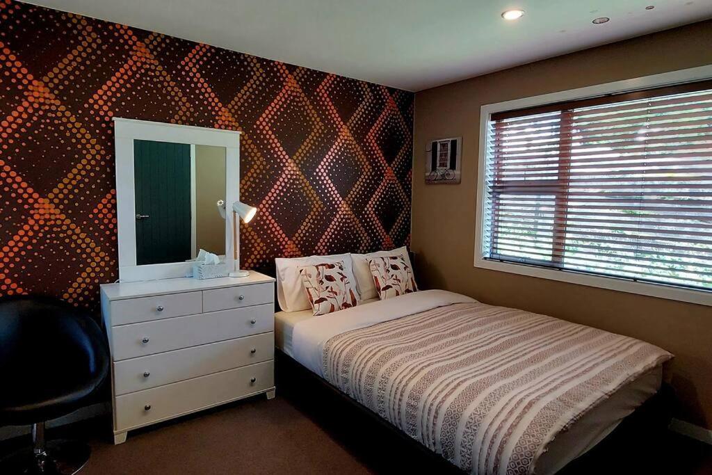 Villa Stunning Modern House In Karori Wellington