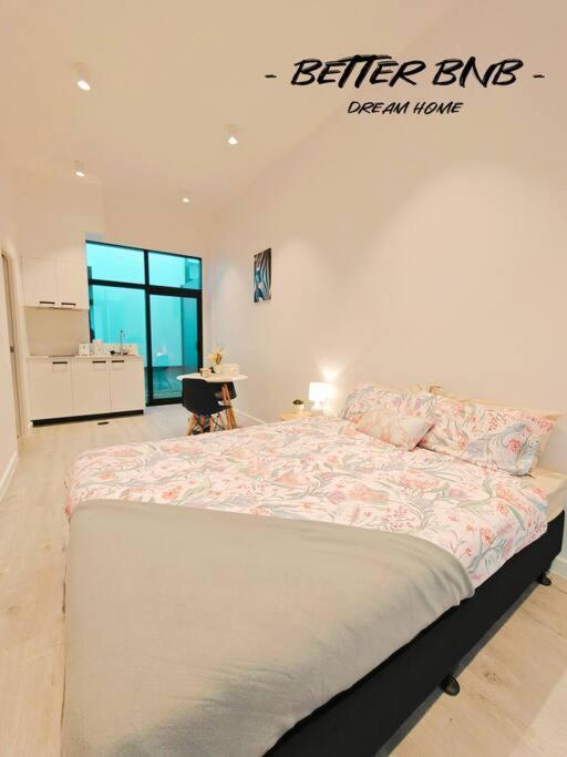 Cbd Brand New Modern Living * Wellington