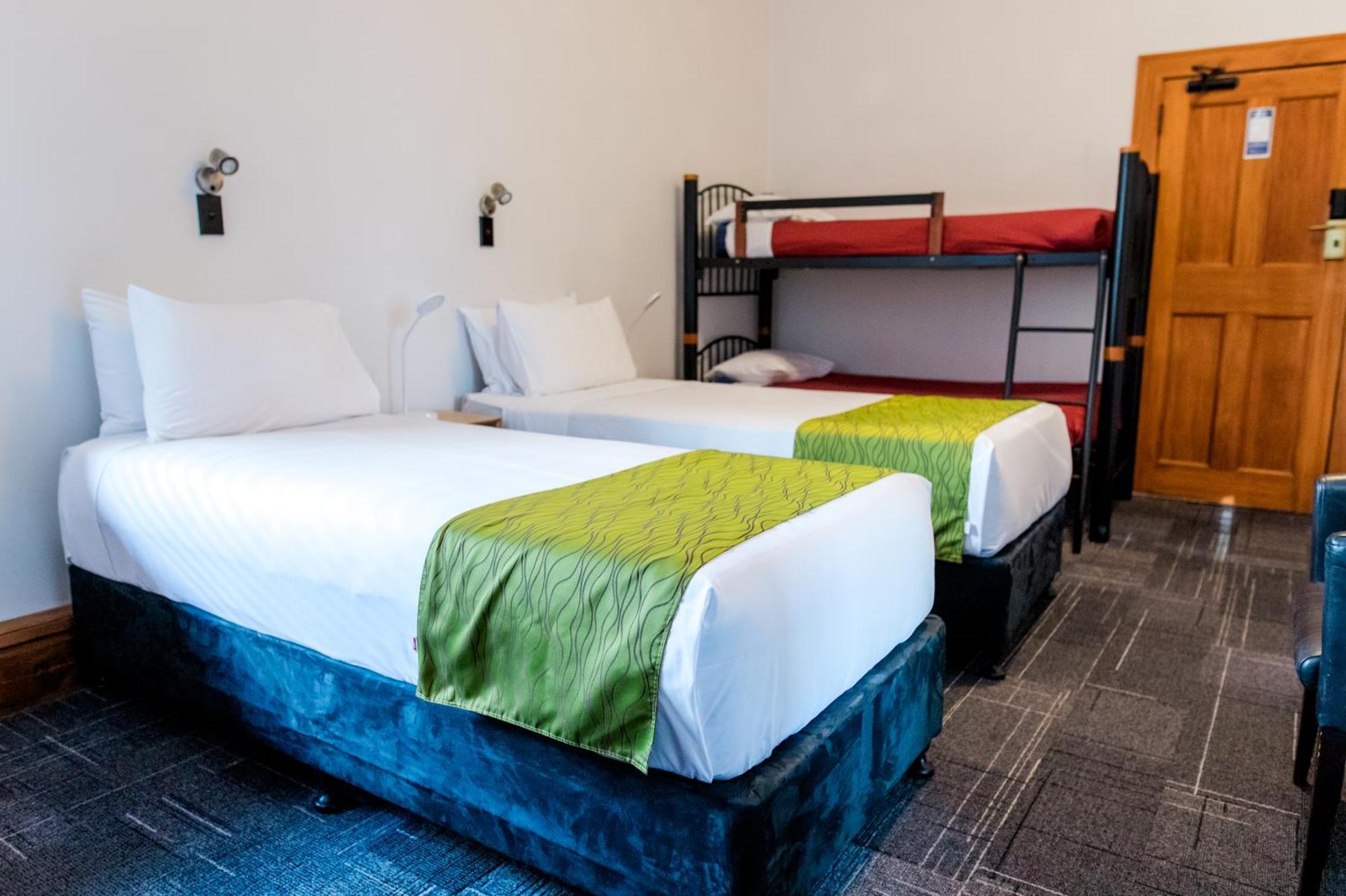 The Cambridge & Backpackers