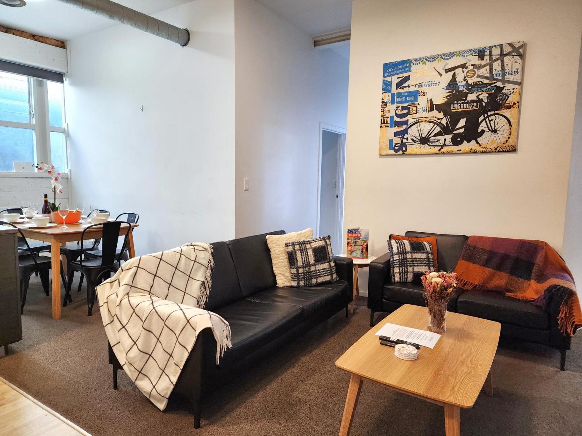 Apartment U On Webb *