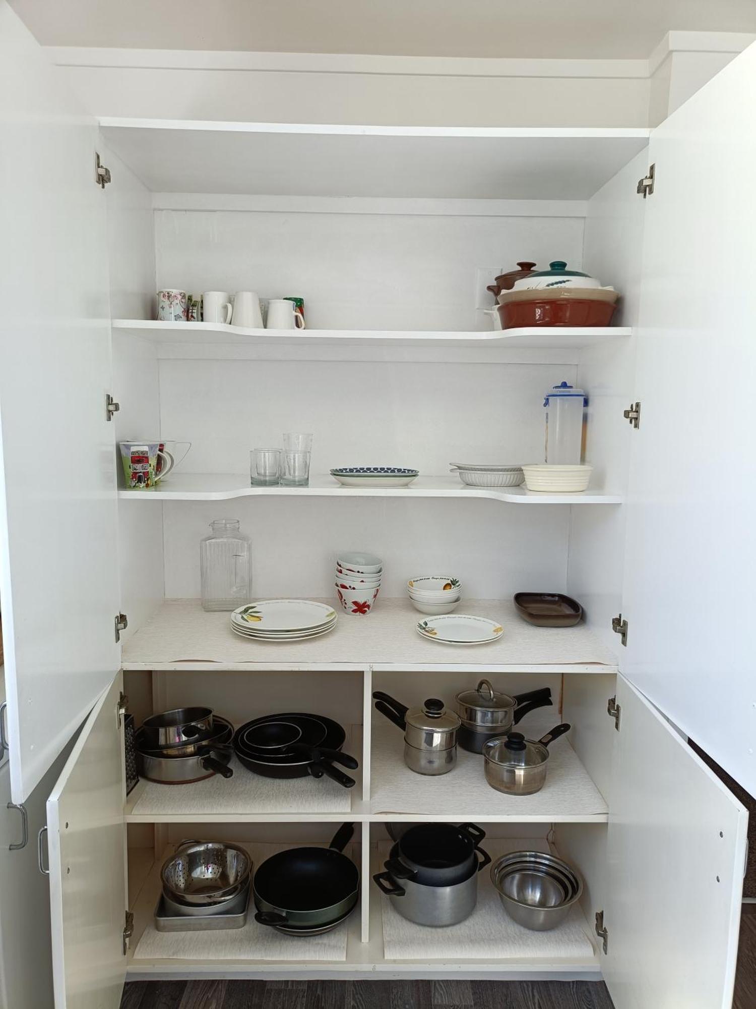 Hill View Apartment *