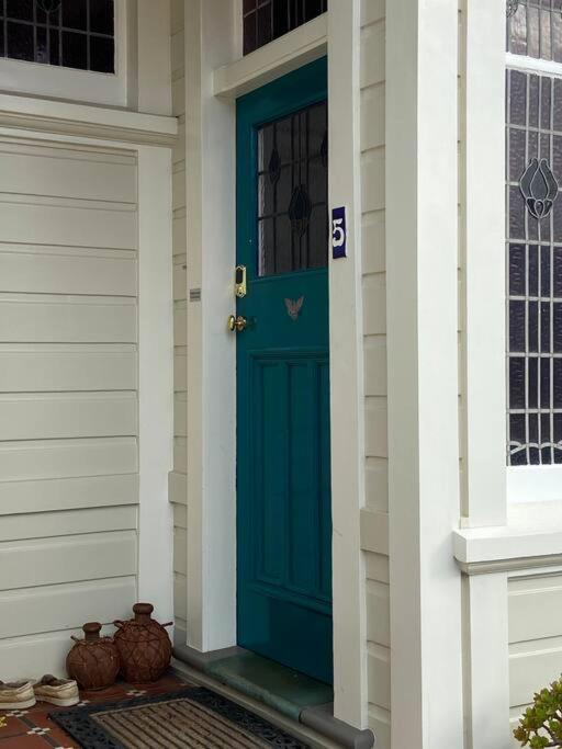 Beautiful Executive Apartment Wellington