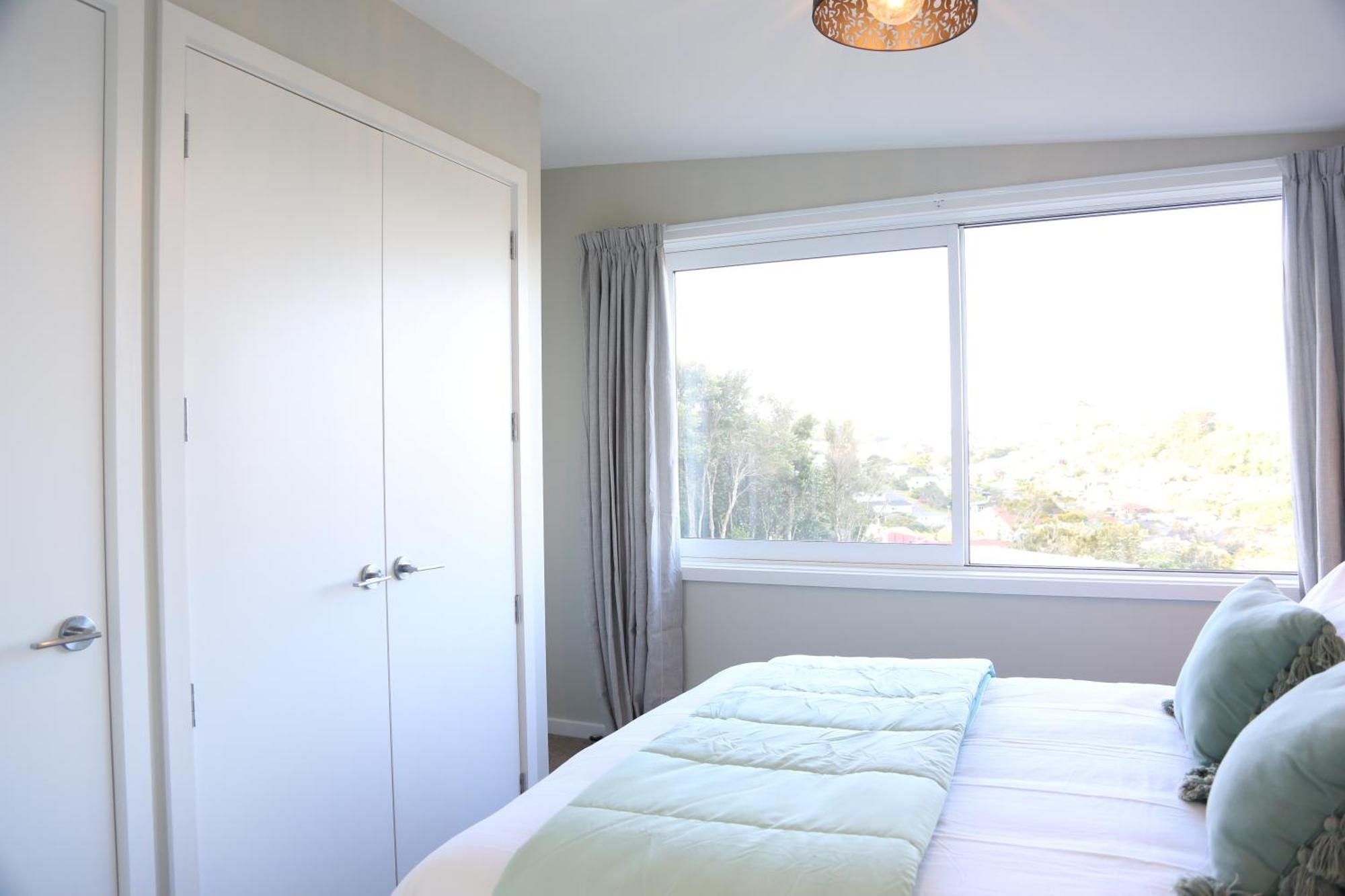 Skyline Vista - Entirely New House With Luxe Views, Espresso, Netflix & Free Parking * Wellington
