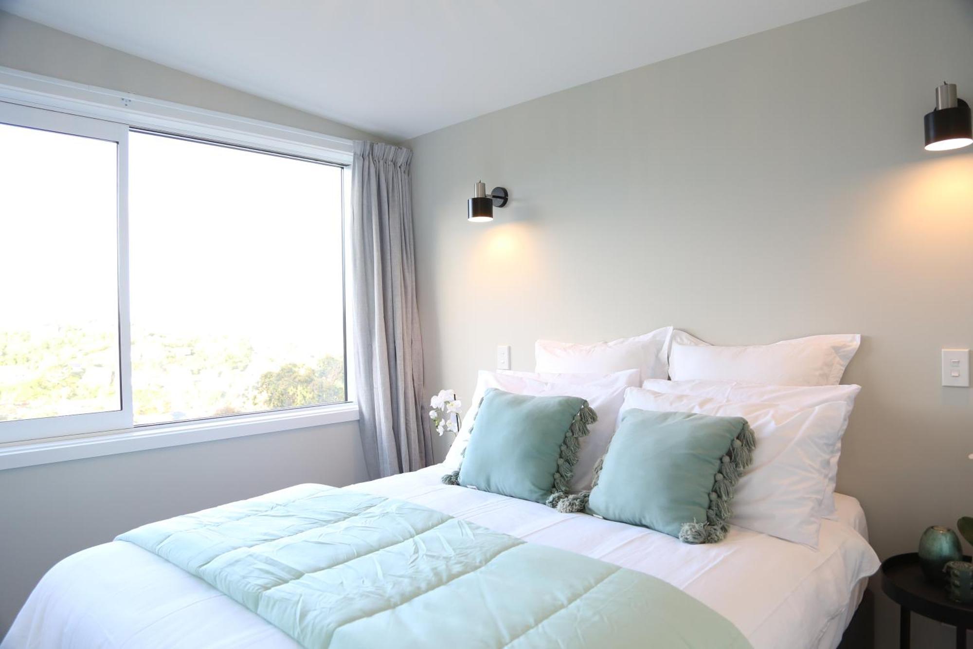 Skyline Vista - Entirely New House With Luxe Views, Espresso, Netflix & Free Parking * Wellington