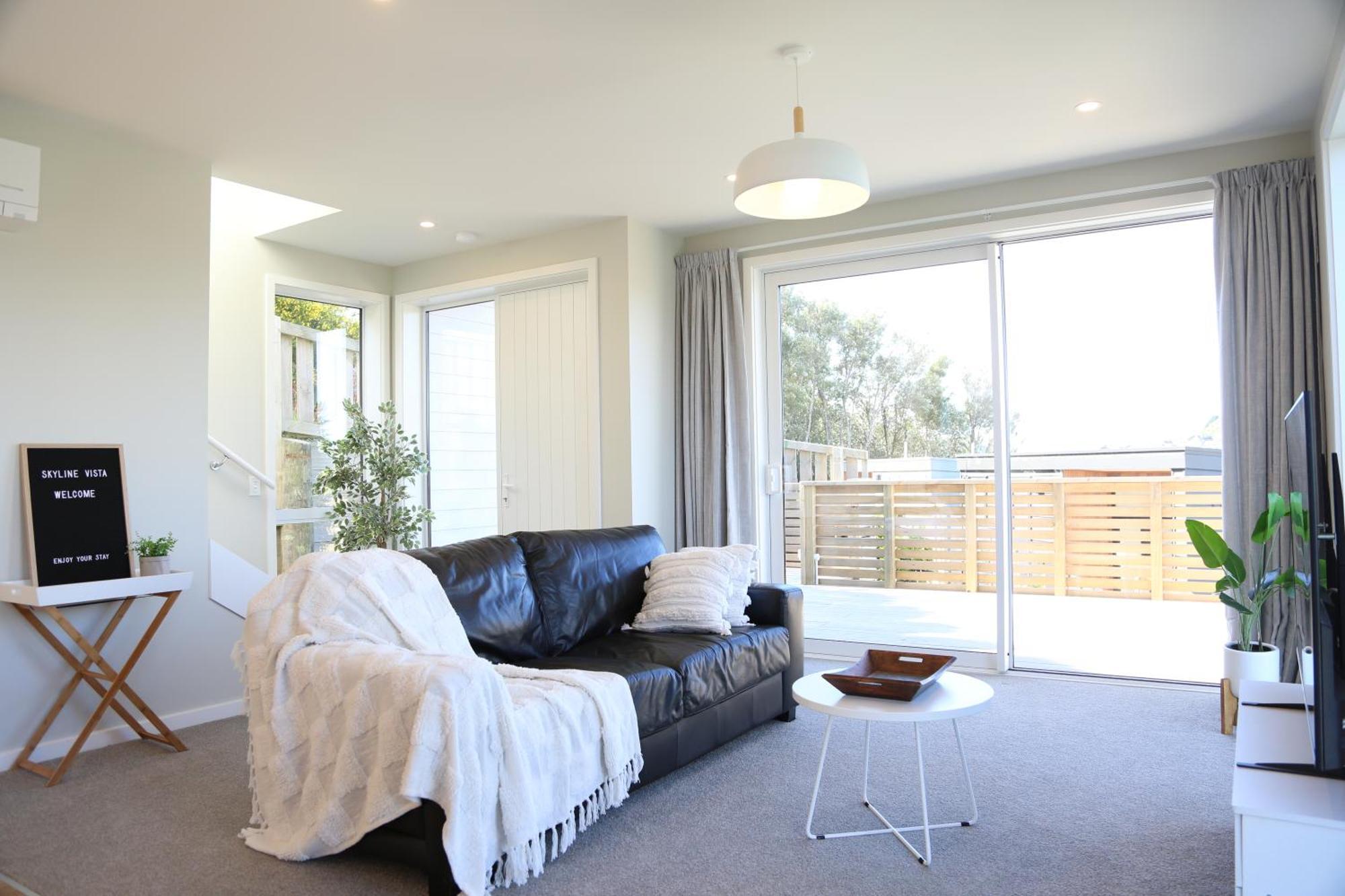 Holiday home Skyline Vista - Entirely New House With Luxe Views, Espresso, Netflix & Free Parking *