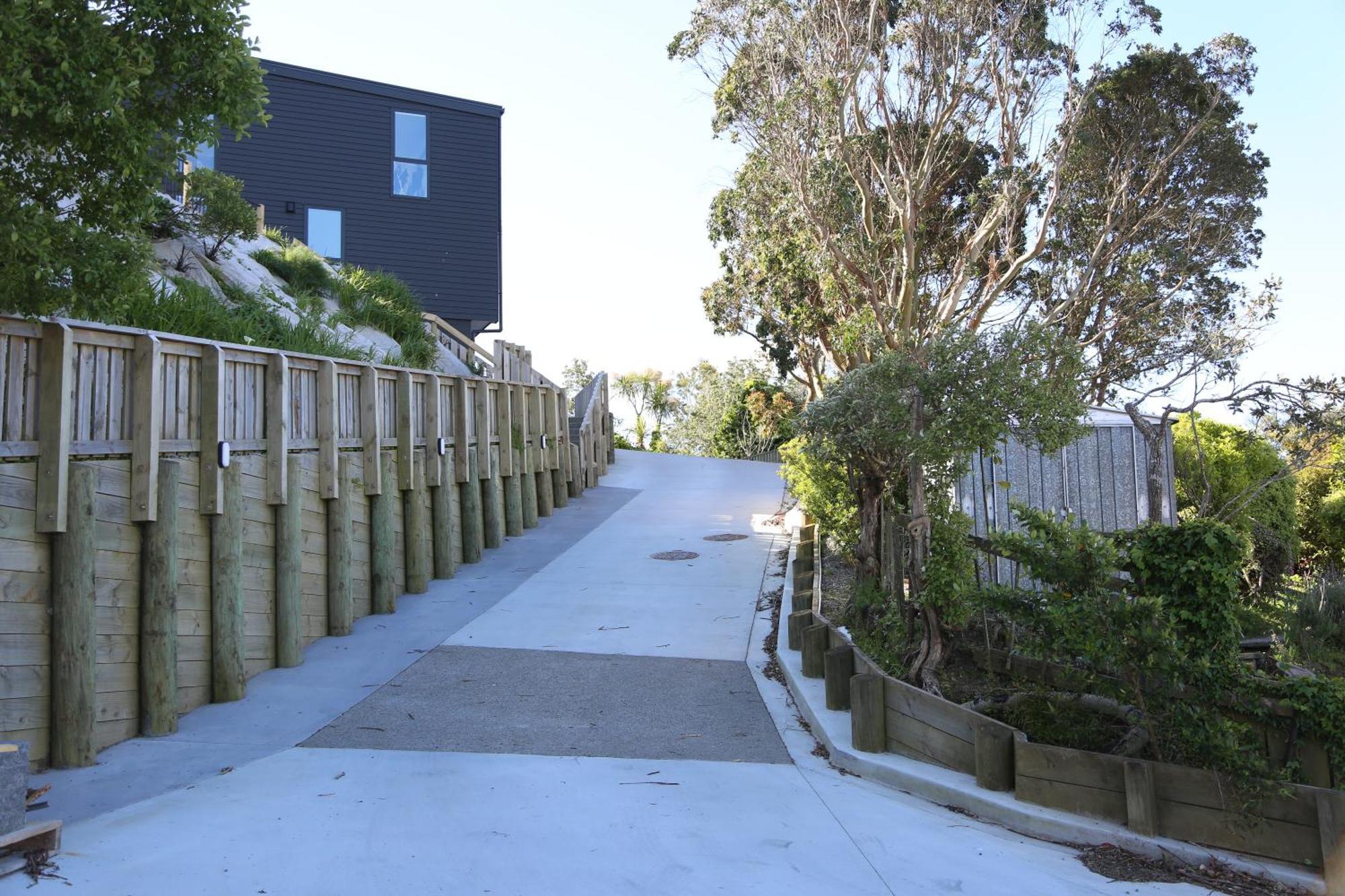 Skyline Vista - Entirely New House With Luxe Views, Espresso, Netflix & Free Parking Holiday home *