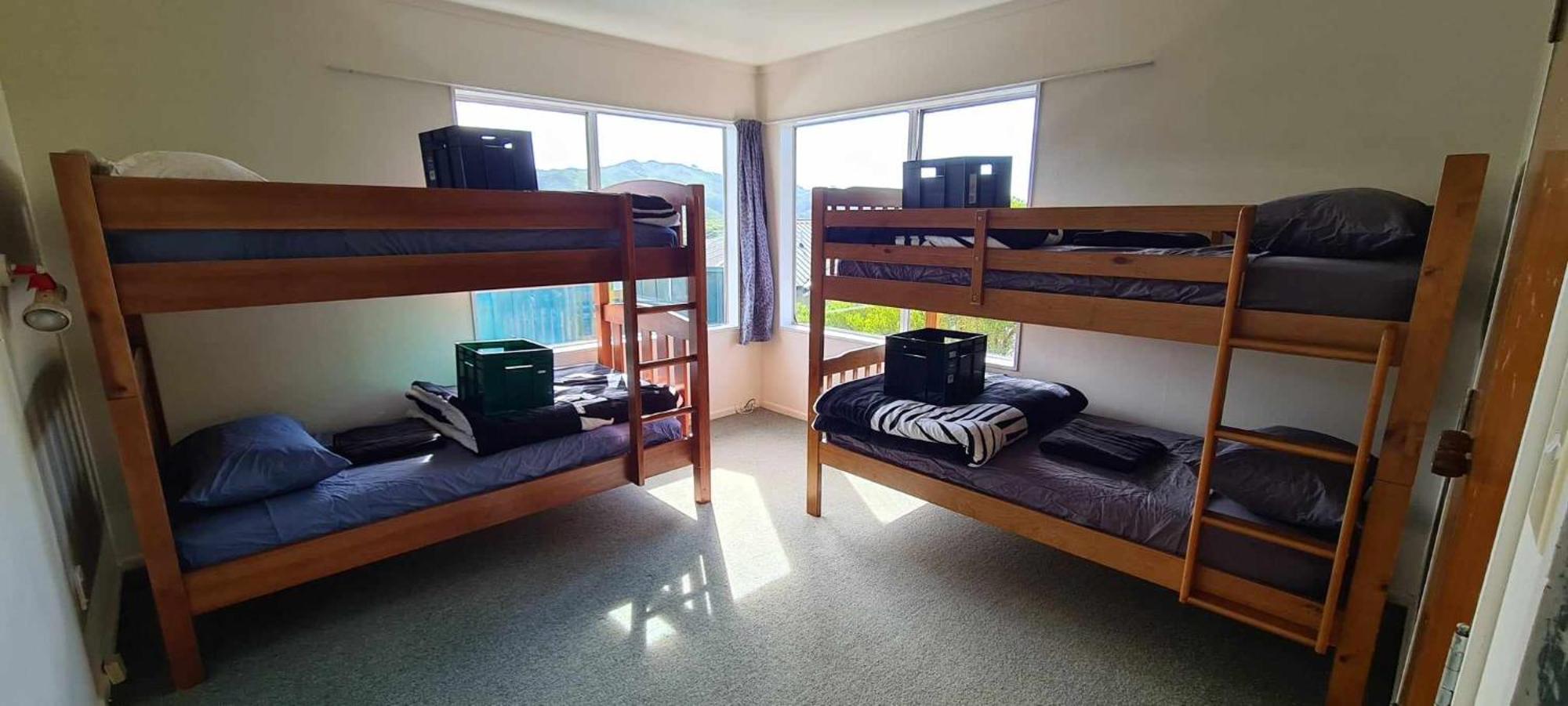 House Of Tawatawa Hostel *