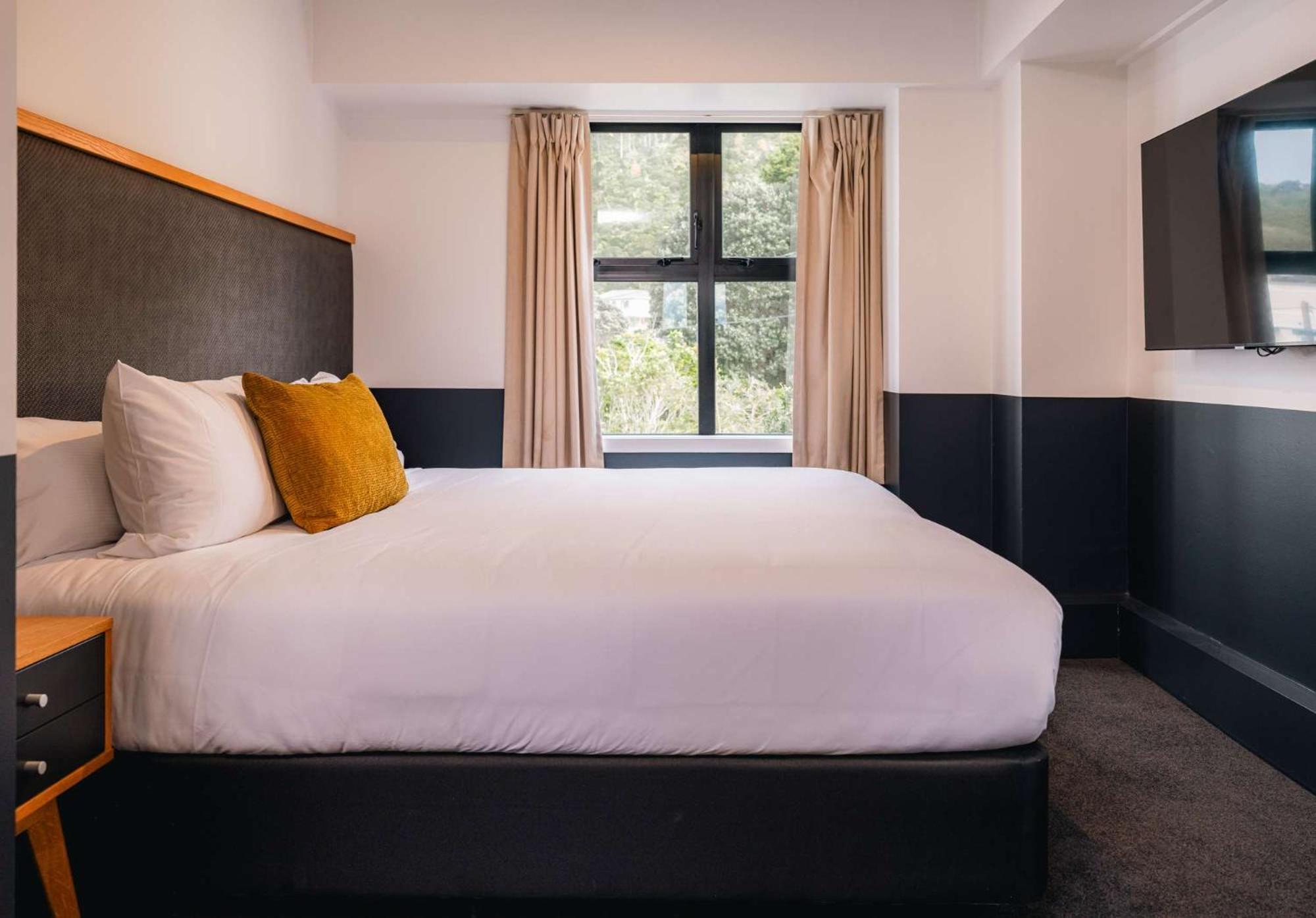 Atura Hotel