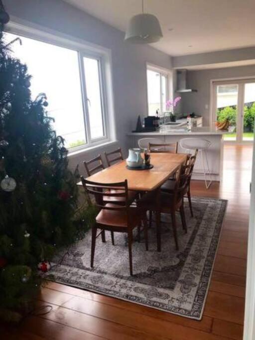 Holiday home Views For Day's In Lyall Bay Wellington