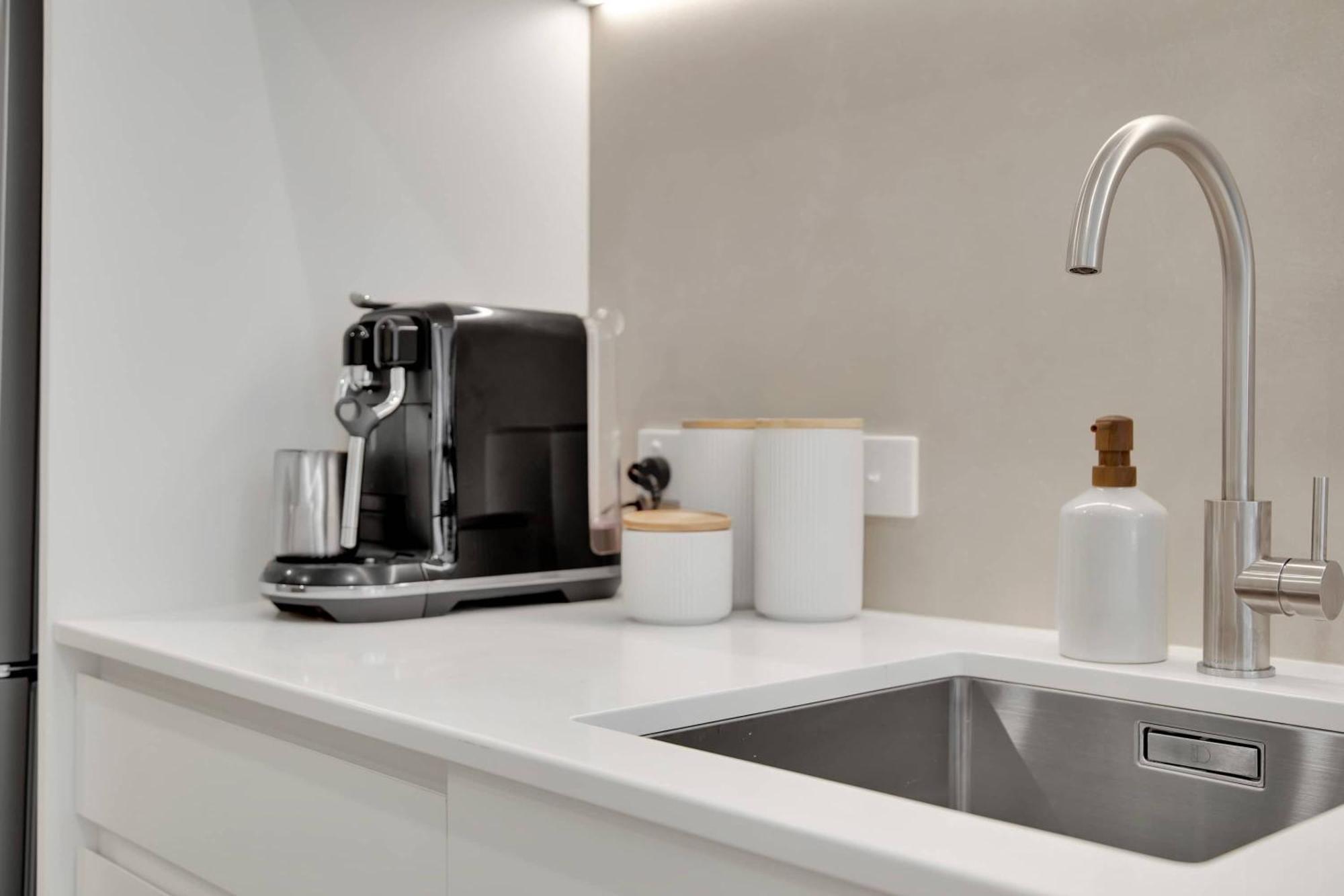 Perfectly Paired - Your Dual Escape Apartment Wellington