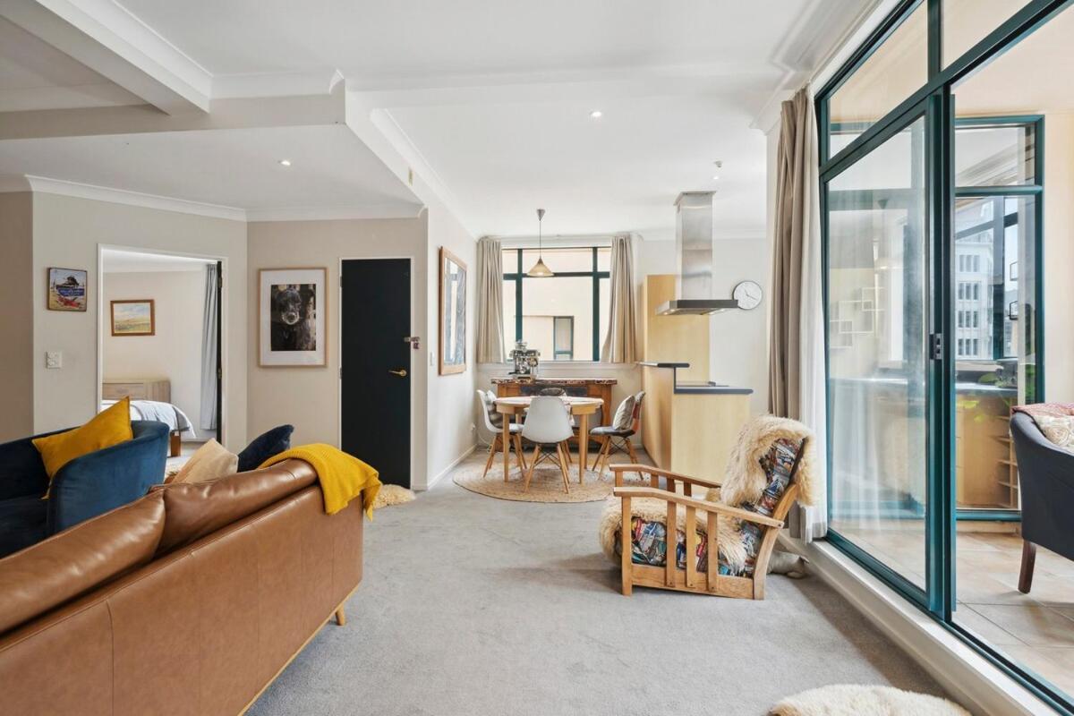Apartment Spacious, 2 Bed, Retreat