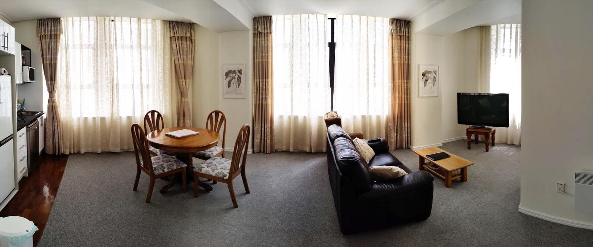 Cbd Apartment