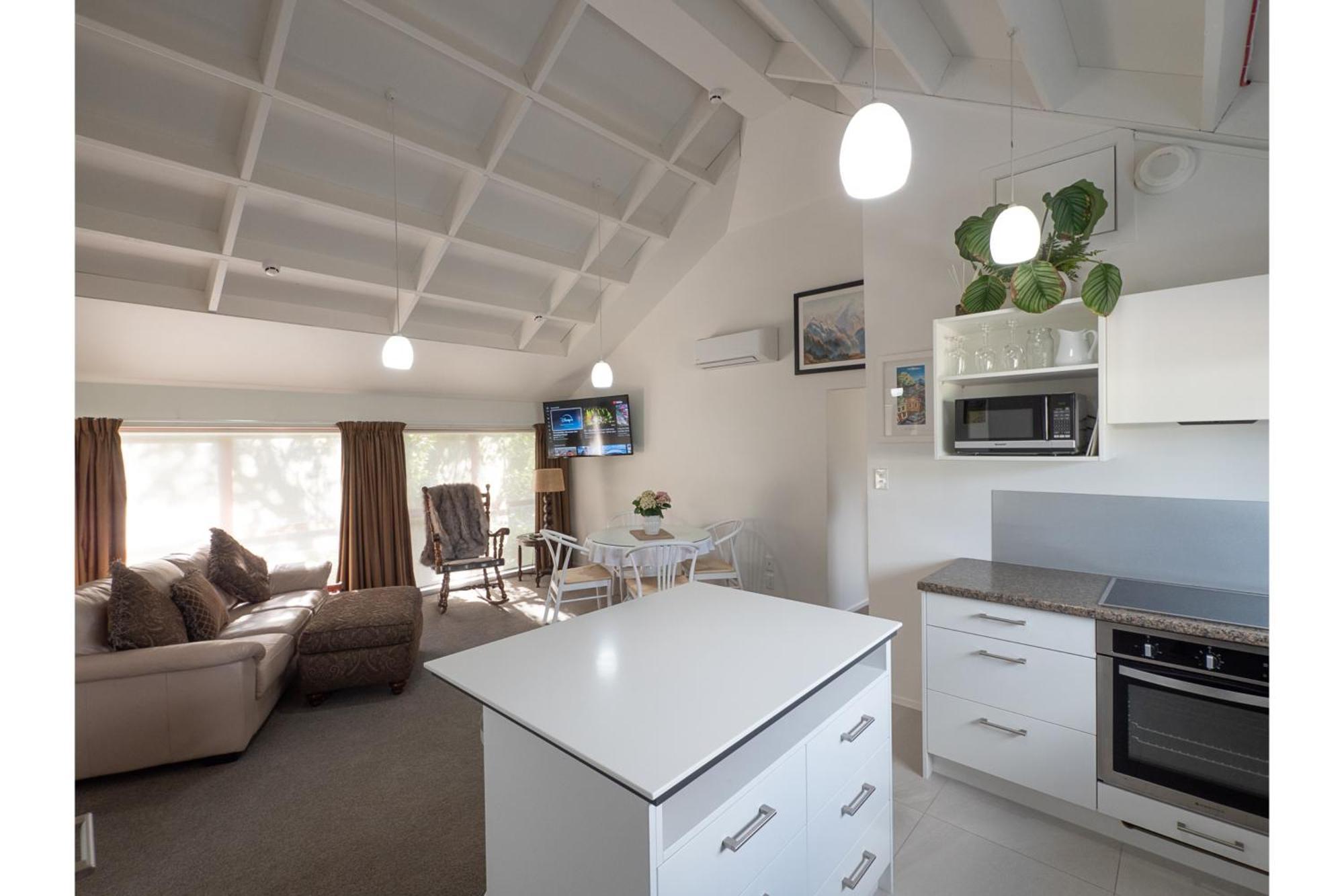 Tawa Retreat - Holiday home *
