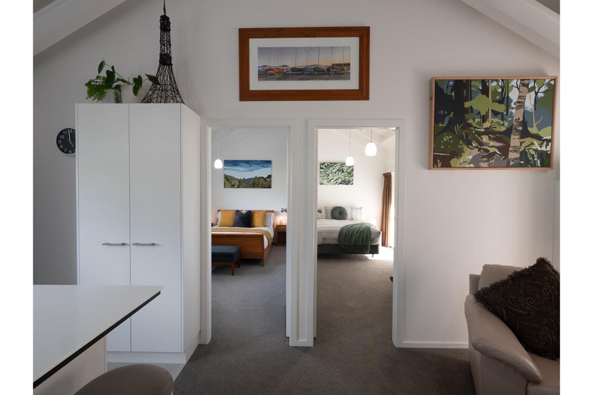 Tawa Retreat - Holiday home Wellington
