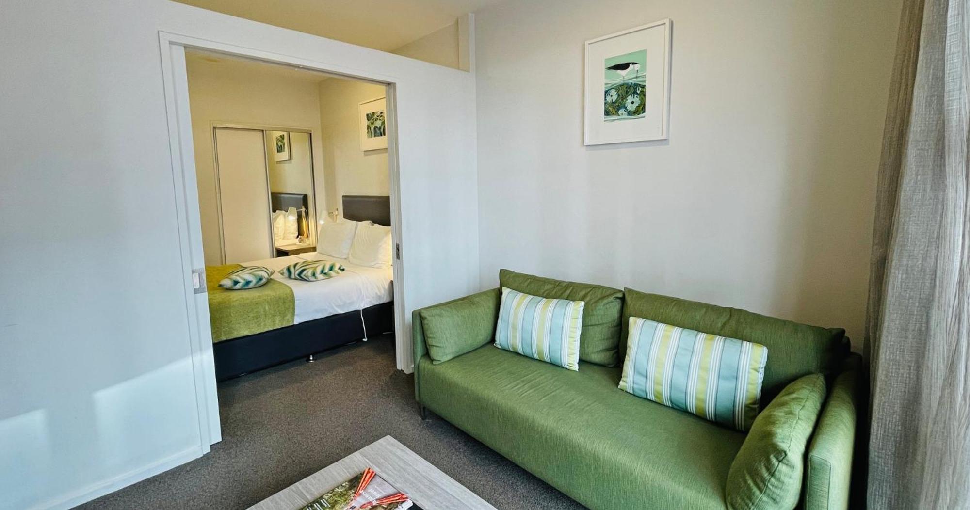 Quest Atrium Serviced 4*