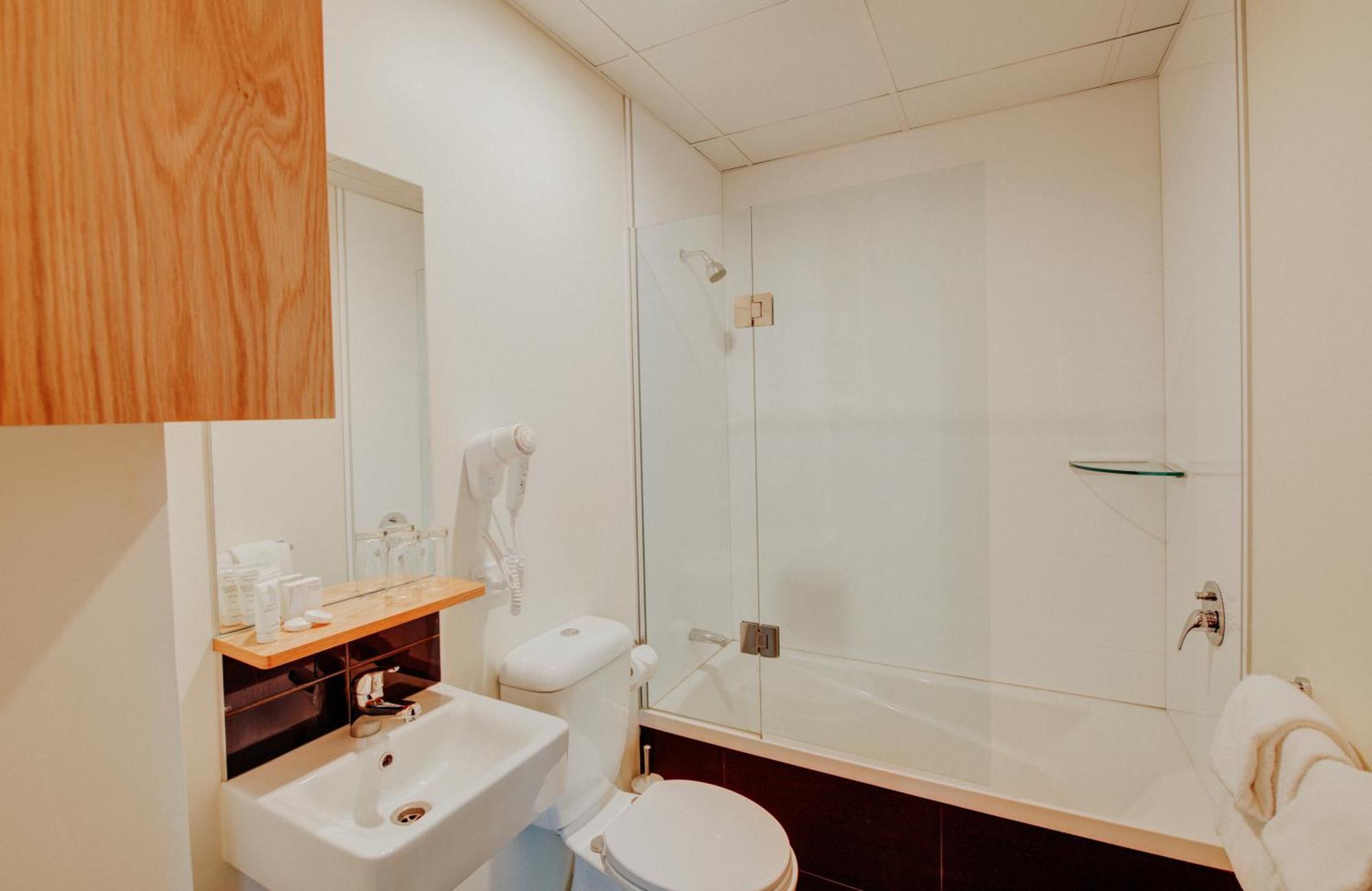 Park Hotel, Lambton Quay * Wellington