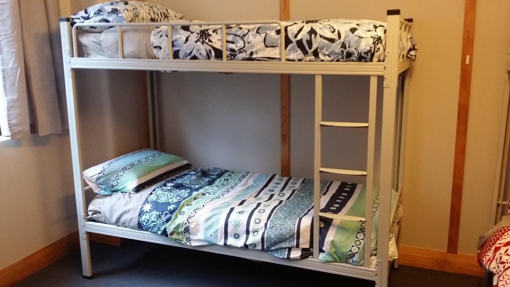 Wild Zebra Backpackers Hostel Wellington