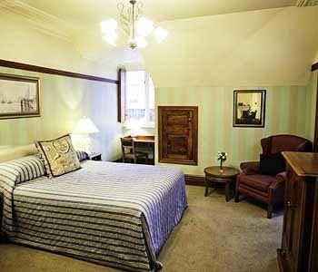 Wellesley Boutique 4*