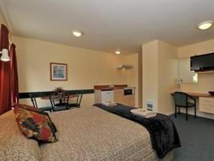 Bella Vista Motel 4*