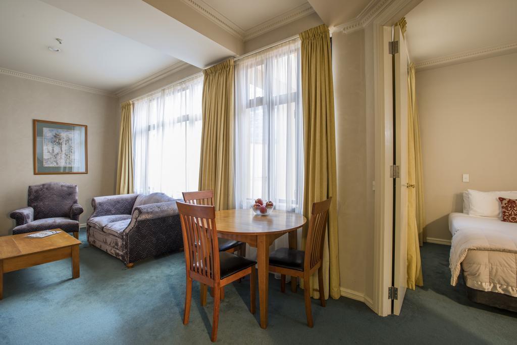 Quest 4* Wellington