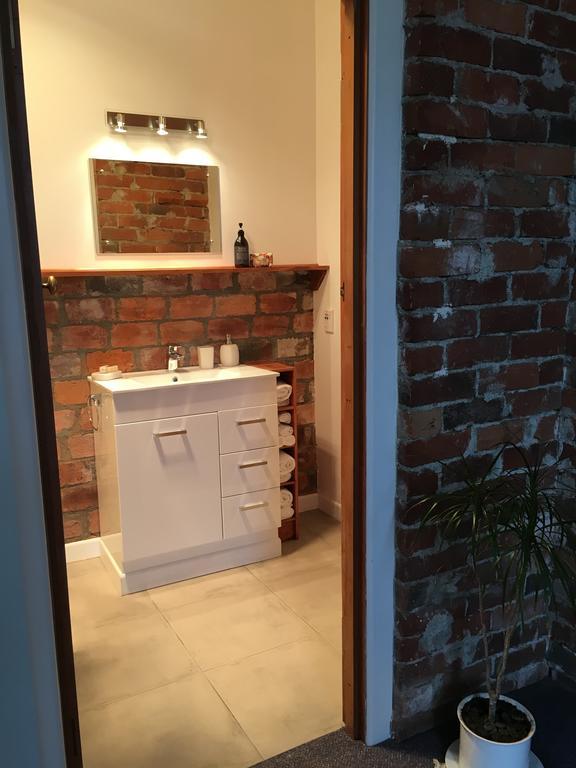 Private, Comfortable Studio.