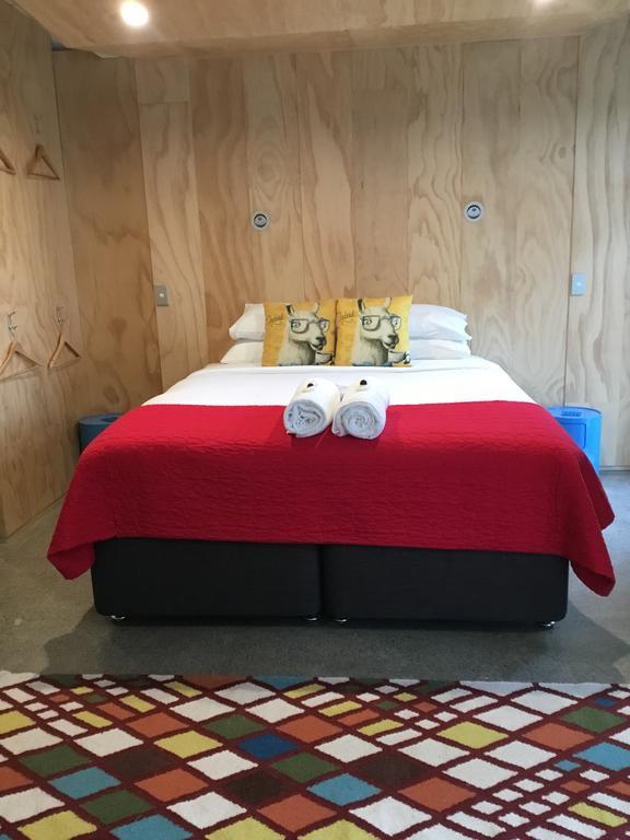 Studio Apartment *