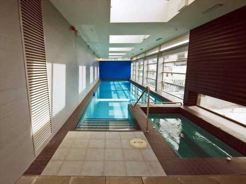 Naumi Hotel