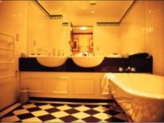 Wellesley Boutique Hotel 4*
