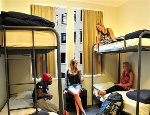 Nomads Capital Backpackers - (adults Only) Hostel