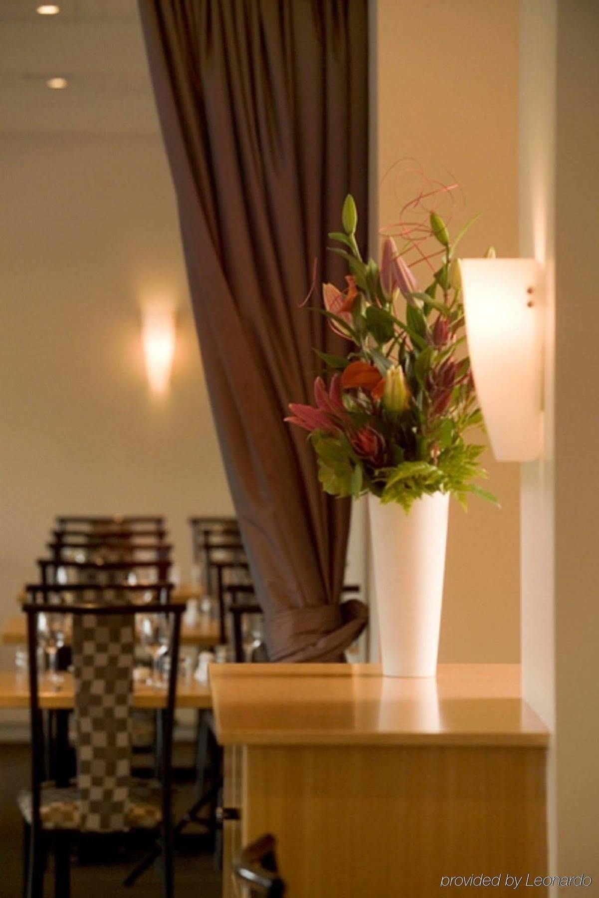 Bay Plaza Hotel 3*