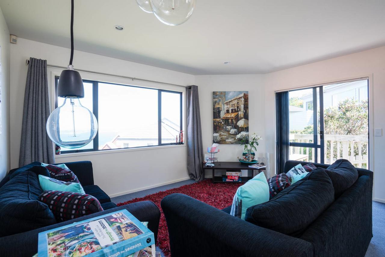 Harbour Views *