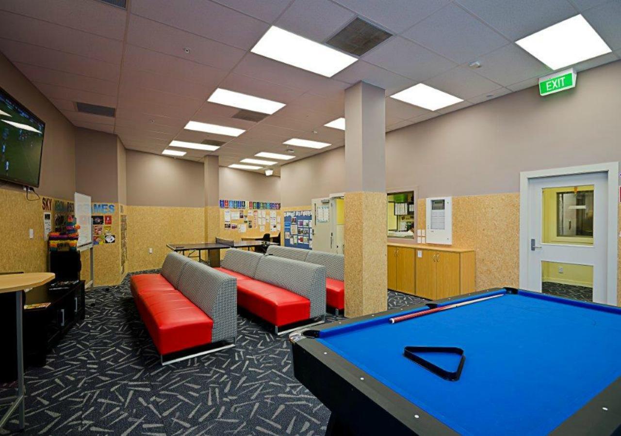 Boulcott Hall Hostel *