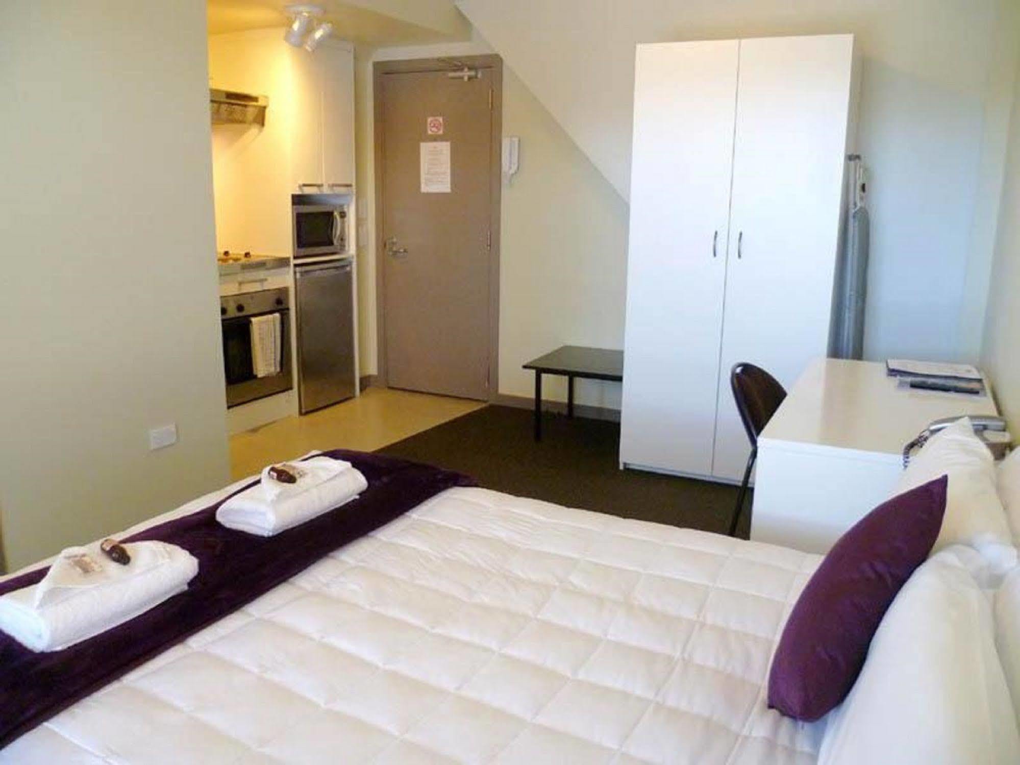 Southern Cross Serviced Aparthotel