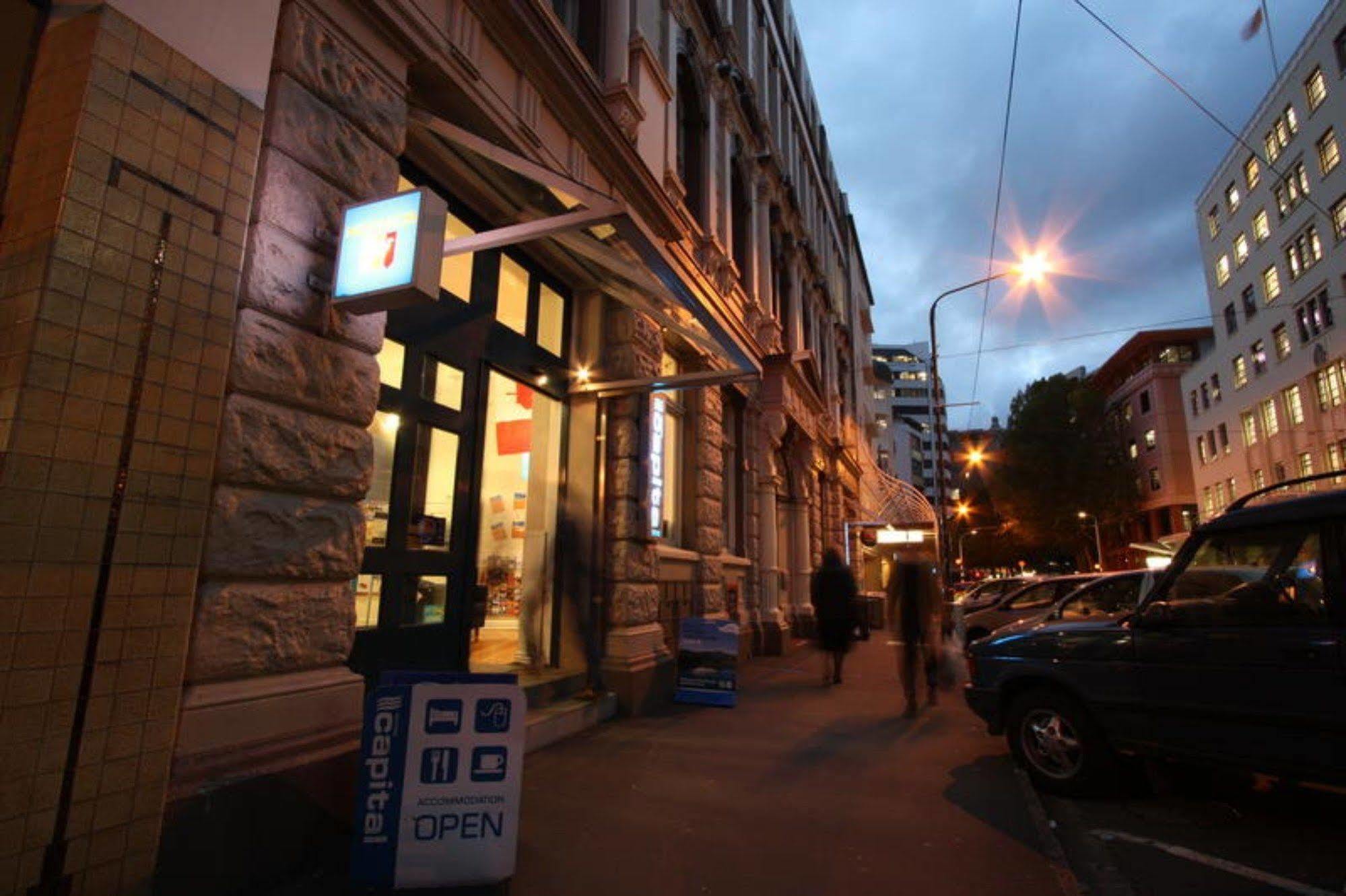 Nomads Capital Backpackers - (adults Only) * Wellington