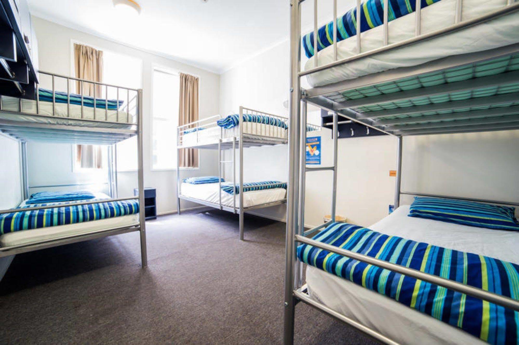Nomads Capital Backpackers - (adults Only) Hostel Wellington