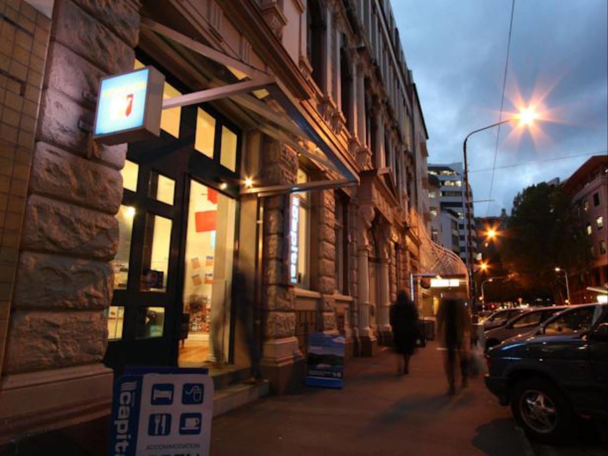 Nomads Capital Backpackers - (adults Only)