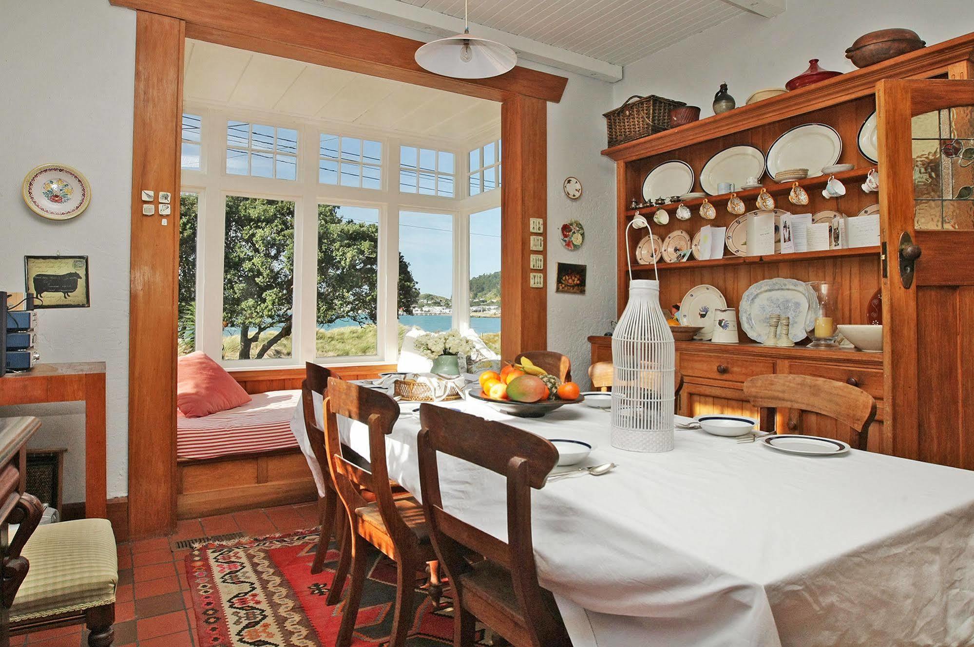 Beachfront 3*