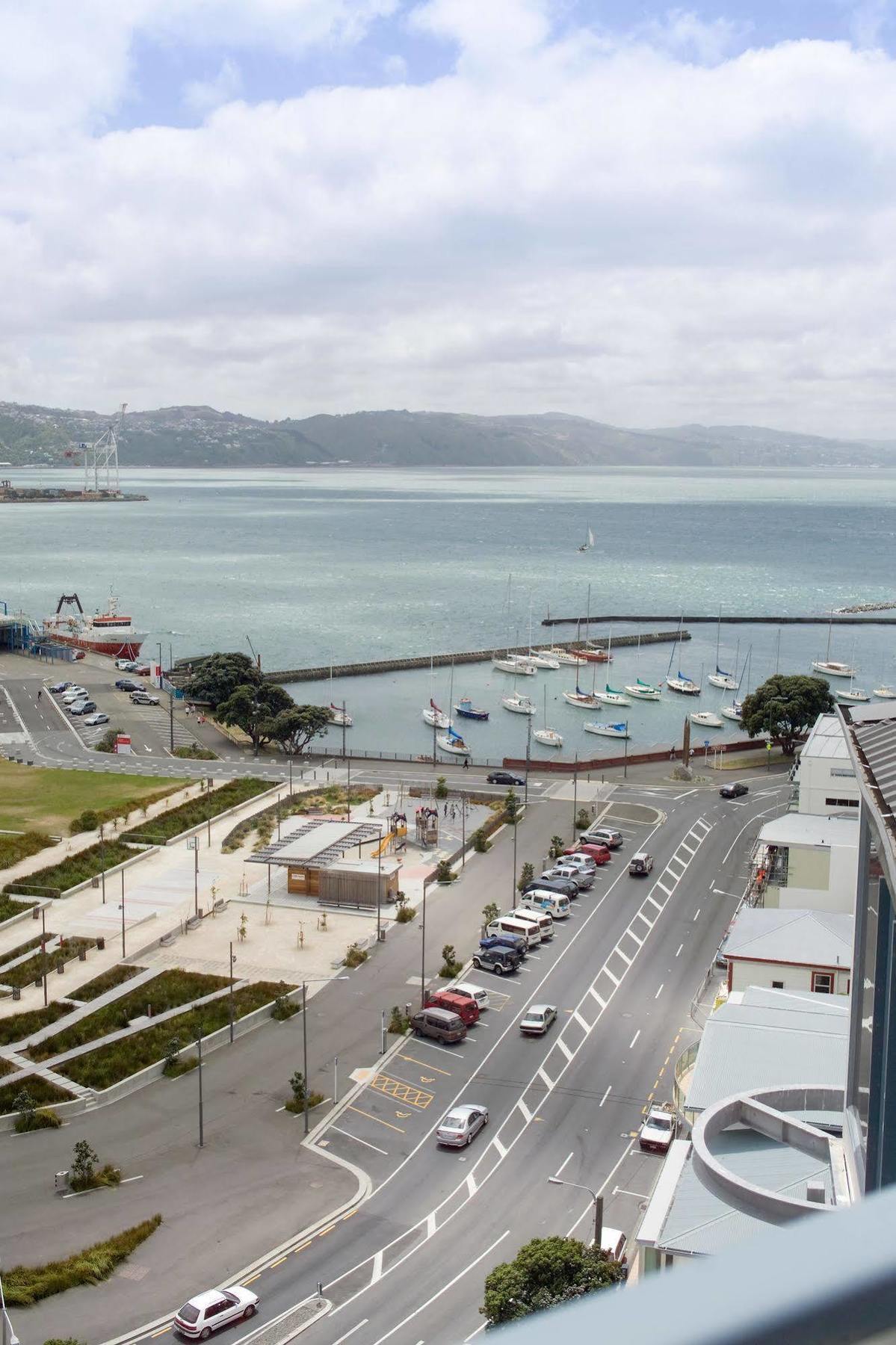 Bay Plaza Hotel 3*