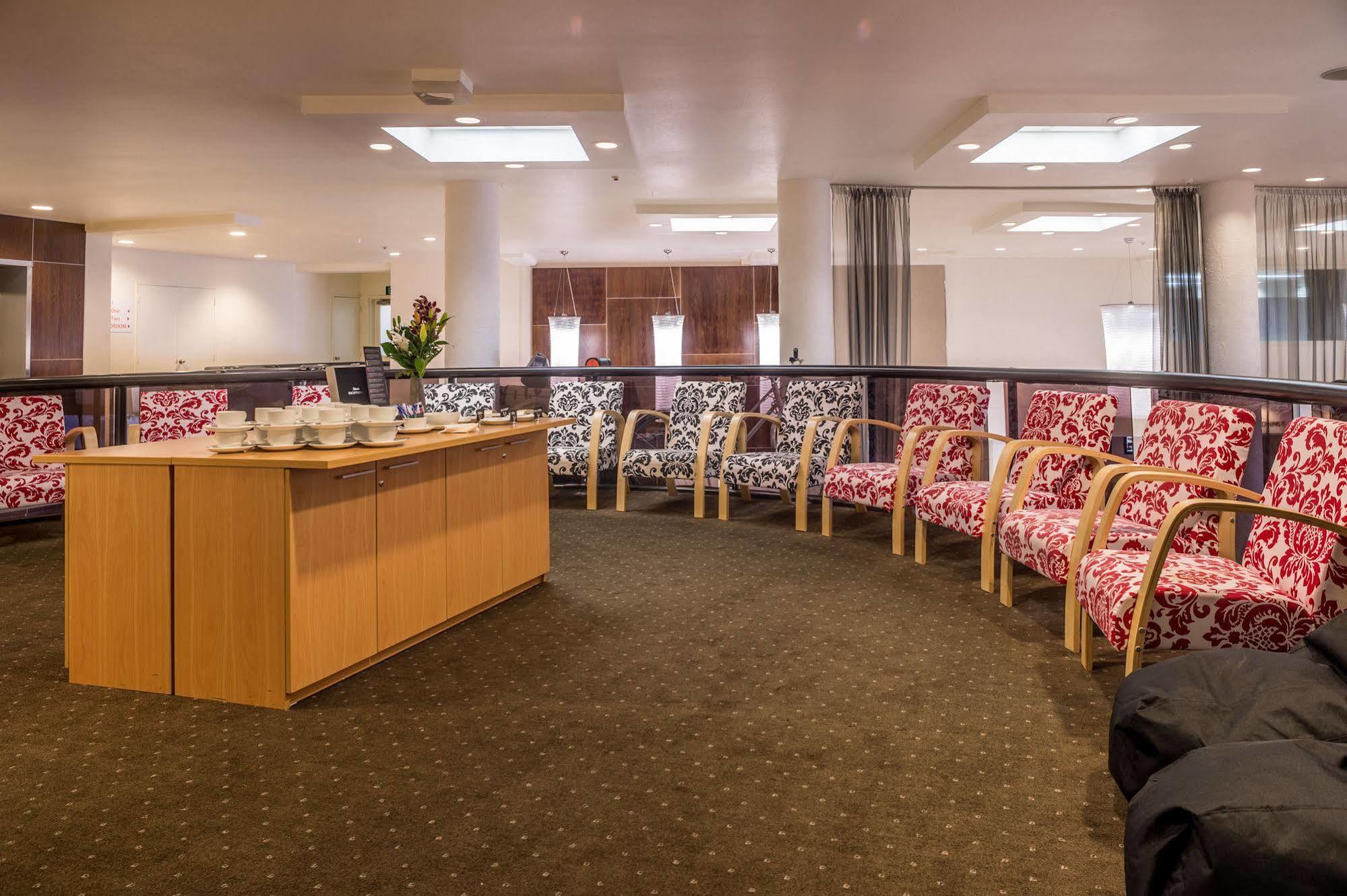West Plaza 4* Wellington