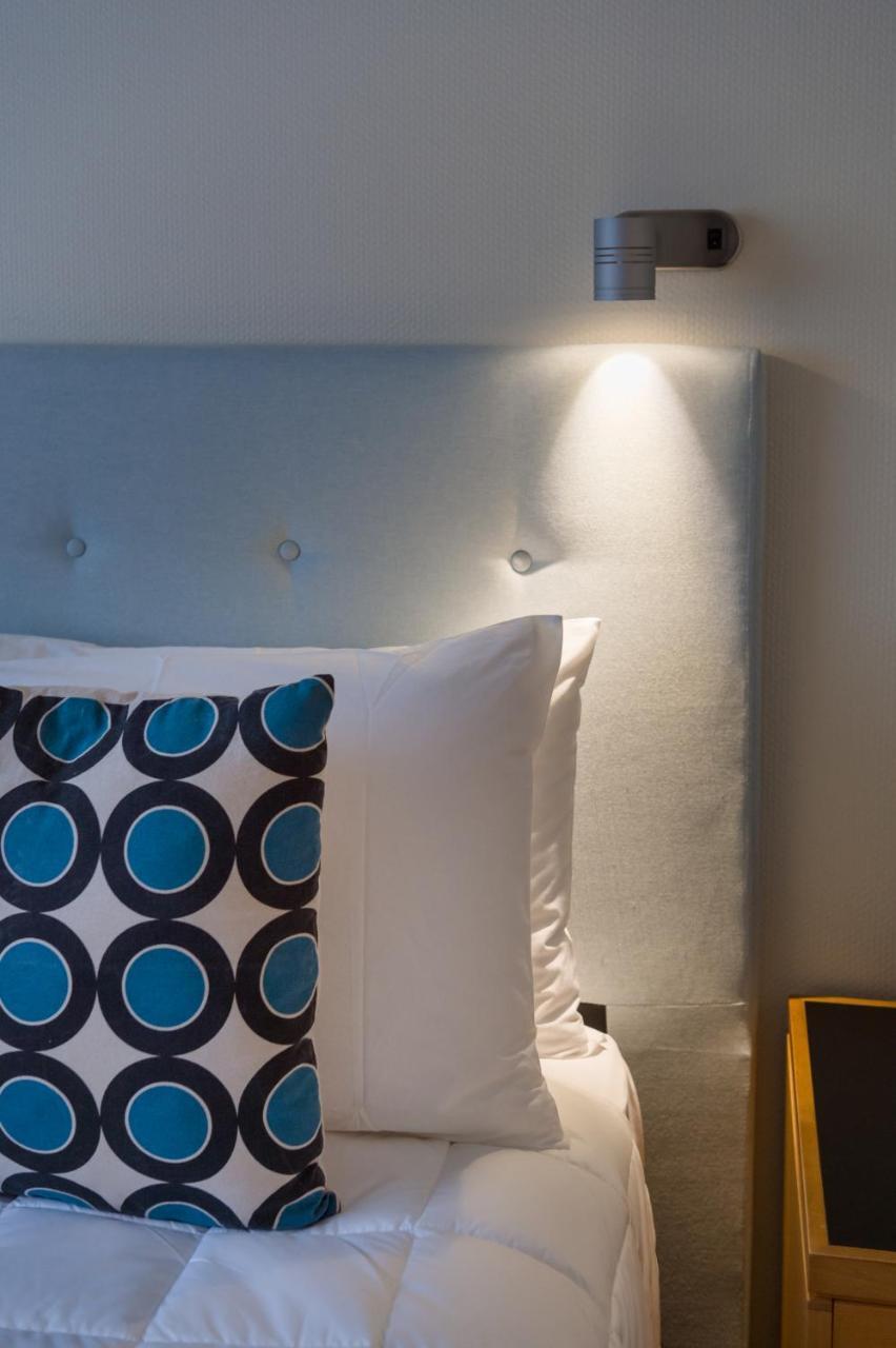 West Plaza Hotel