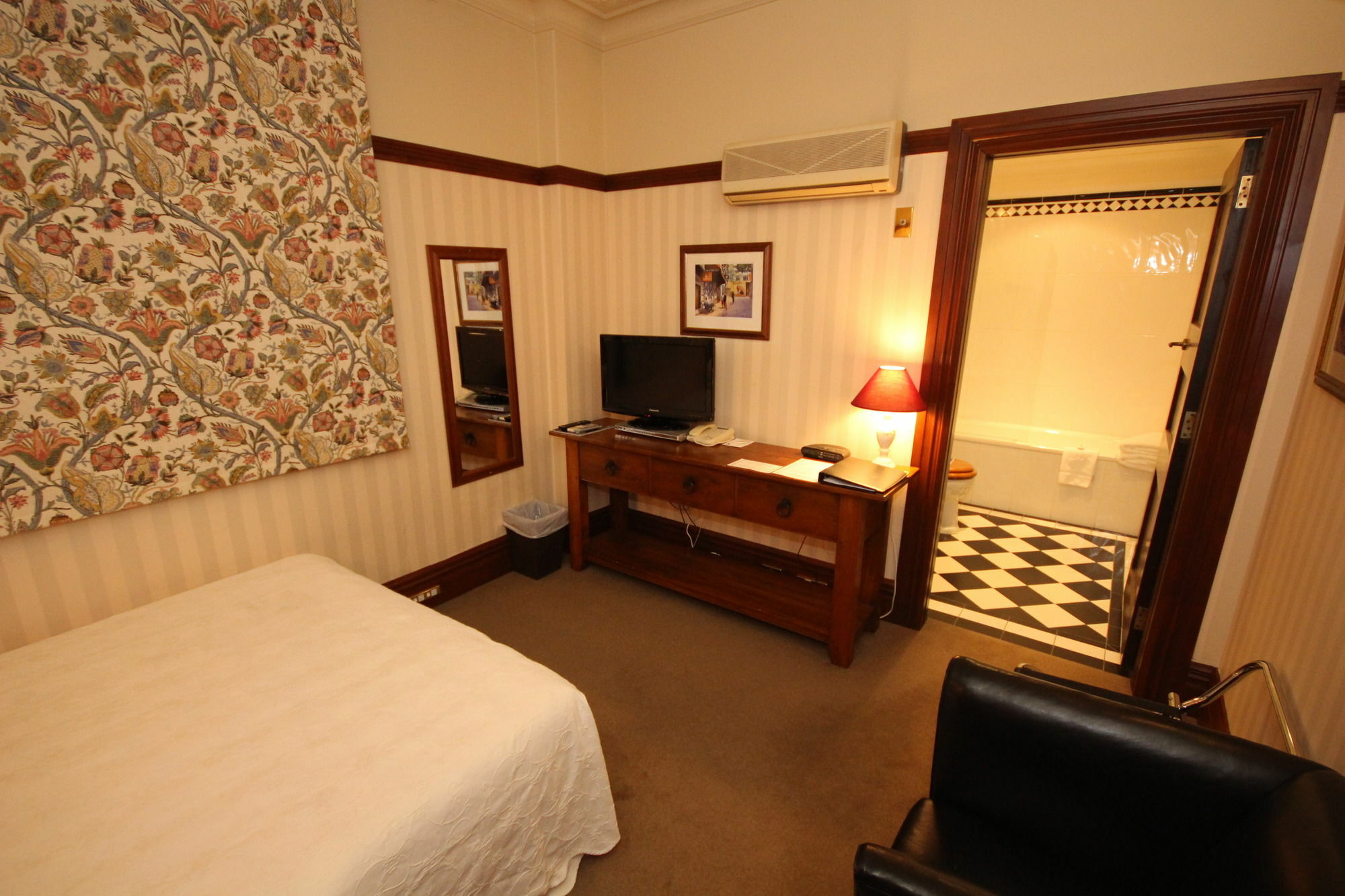 Hotel Wellesley Boutique