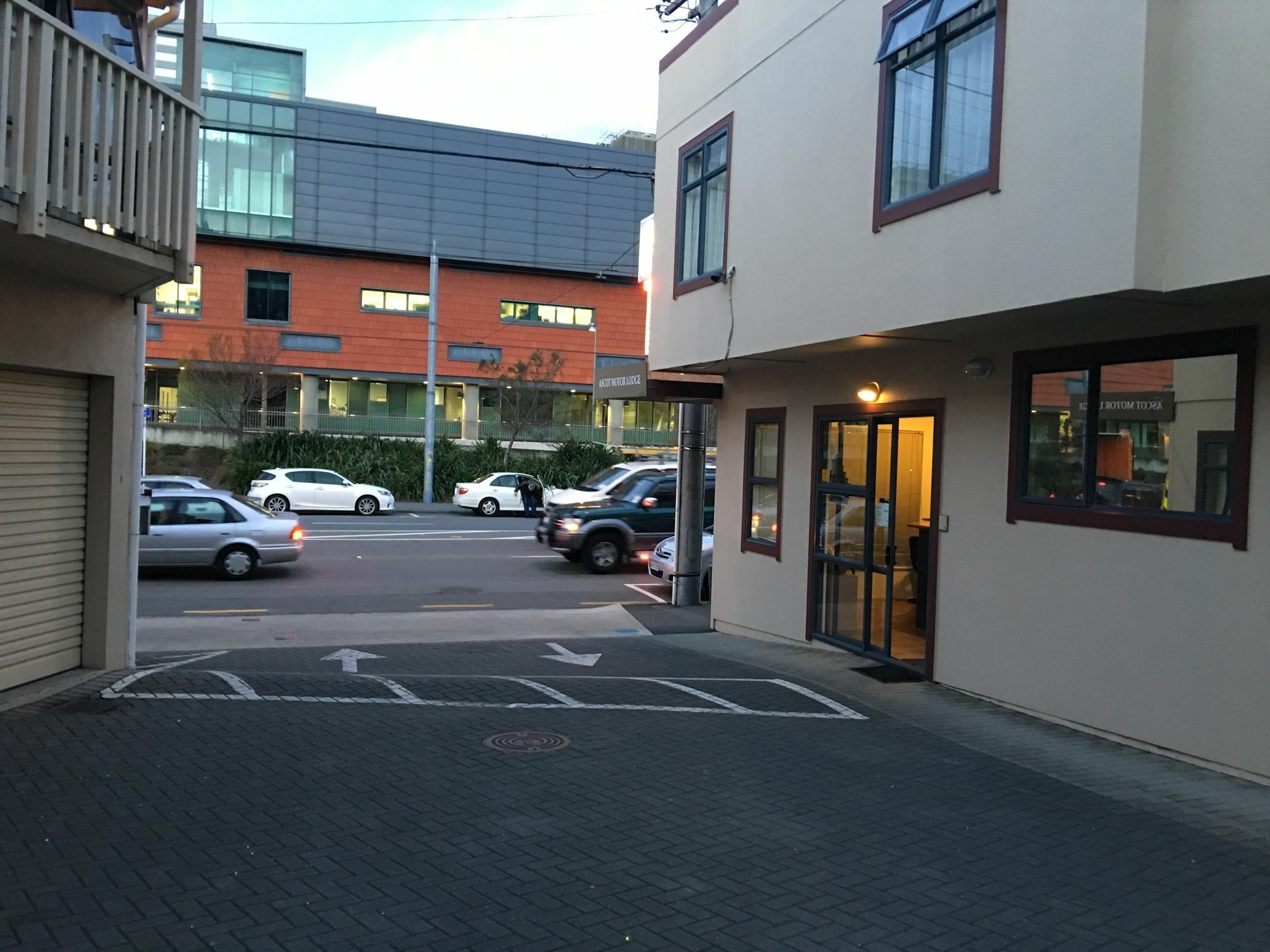 Ascot Motor Lodge *