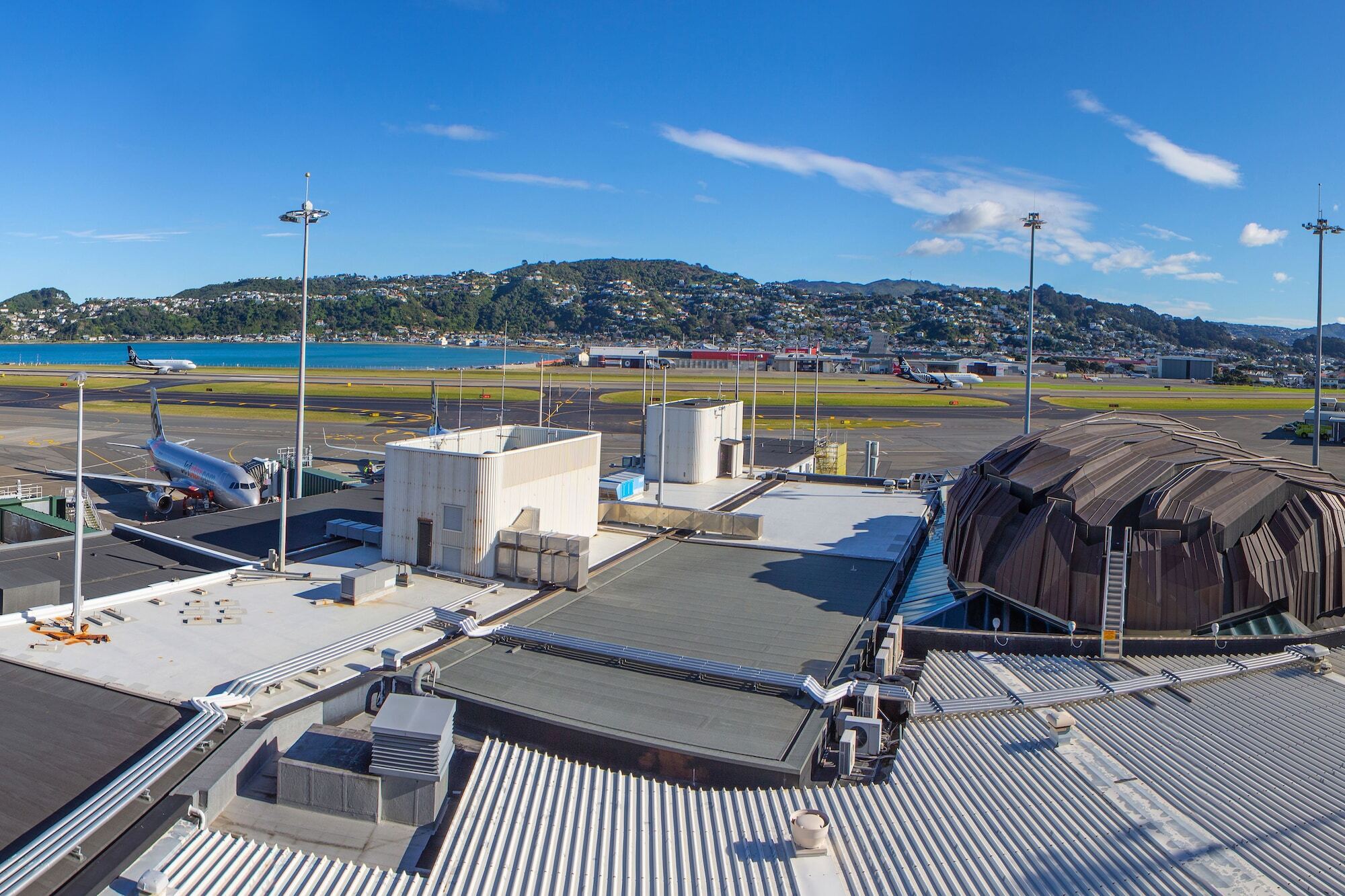 Hotel Rydges Airport 4*