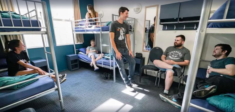 Hostel Nomads Capital Backpackers - (adults Only)